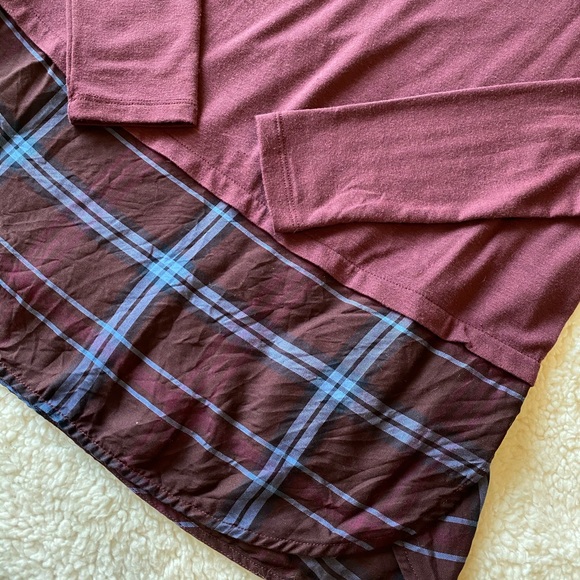 LOFT Burgundy knit tee with plaid detail - Picture 6 of 8